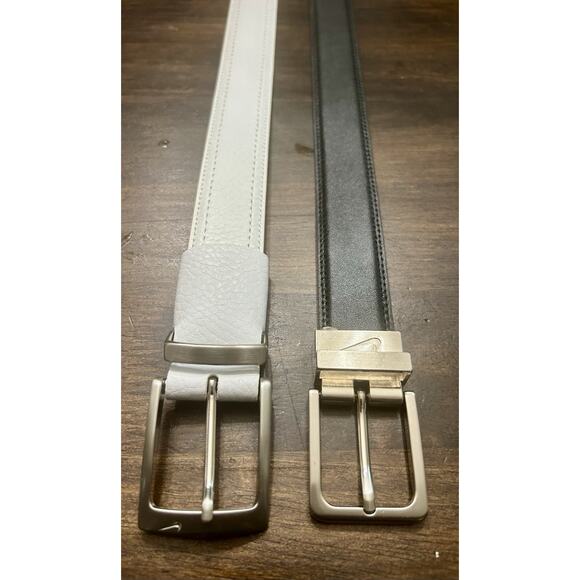 (2) Nike Men's Golf Belt Size 38-40 White Black Leather Silver Buckle New NWOT - Picture 1 of 4